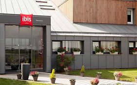 Ibis Nemours